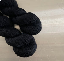 Load image into Gallery viewer, Basic Black Nomad Sock