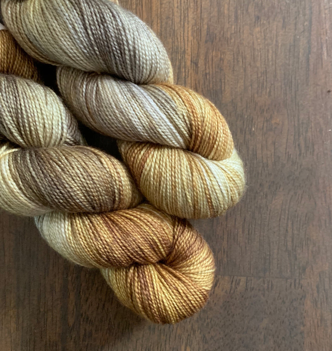 Shifting Sands- Etain Fingering