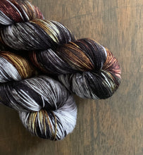 Load image into Gallery viewer, Void- Nomad Sock