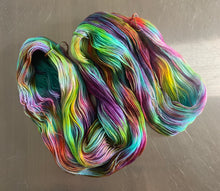 Load image into Gallery viewer, Unicorns VS. Narwhals- Serendipity Sock