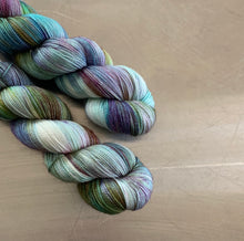 Load image into Gallery viewer, Moonstone- Serendipity Sock