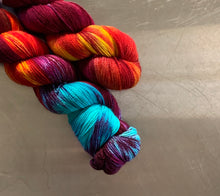Load image into Gallery viewer, Purple Dragon - Serendipity Sock