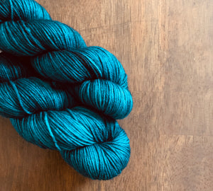 Sleep With The Fishes- Essential DK