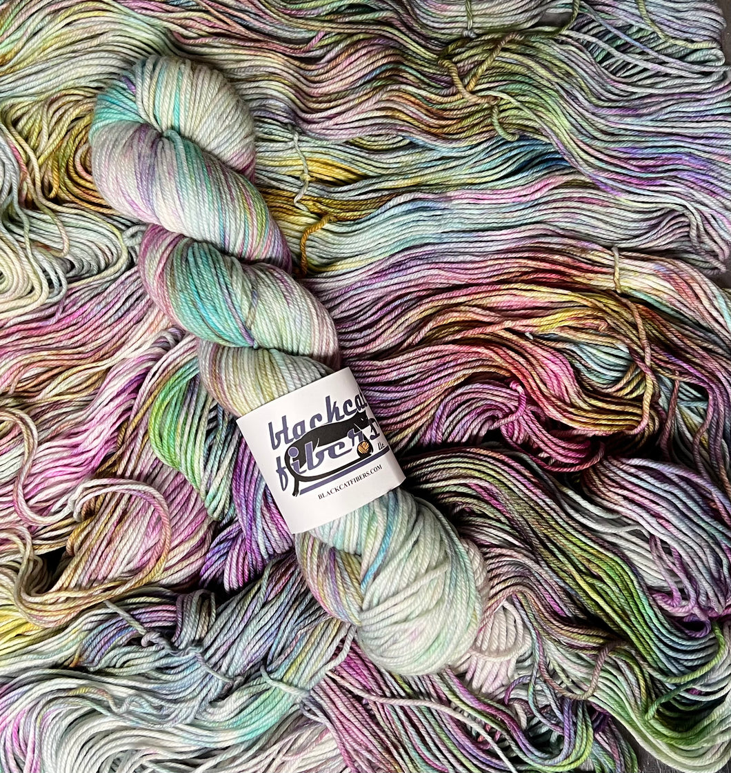 Moonstone- Essential DK