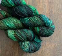 Load image into Gallery viewer, Beryl- Nomad Sock