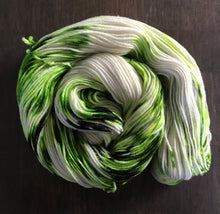 Load image into Gallery viewer, Green Hell - Essential Dk