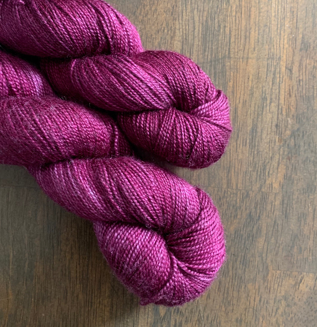 Raw Ruby- Etain Fingering