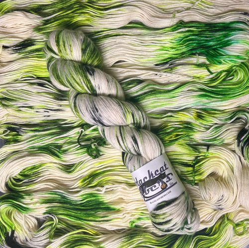 Green Hell - Essential Dk