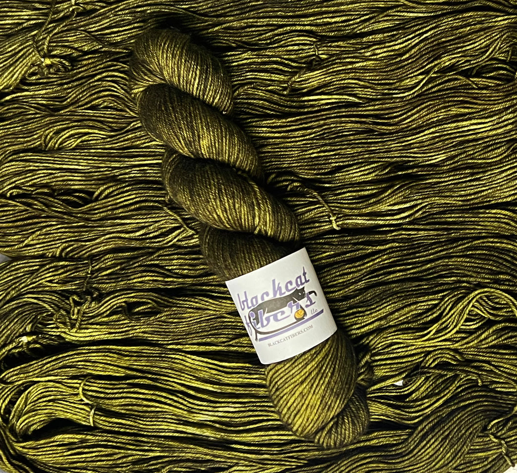 Olivine - Essential DK