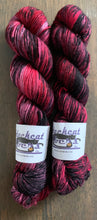 Load image into Gallery viewer, Bonnie Holly- Essential DK