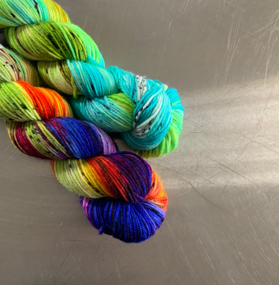 Stay Weird - Versatility DK