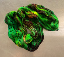 Load image into Gallery viewer, Toxic- Serendipity Sock